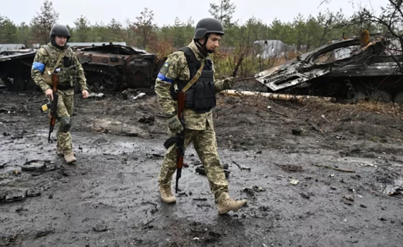 “Фигаро”: Видео показва как украински войници доубиват пленени руски военни. Трябва да се разследва военно престъпление