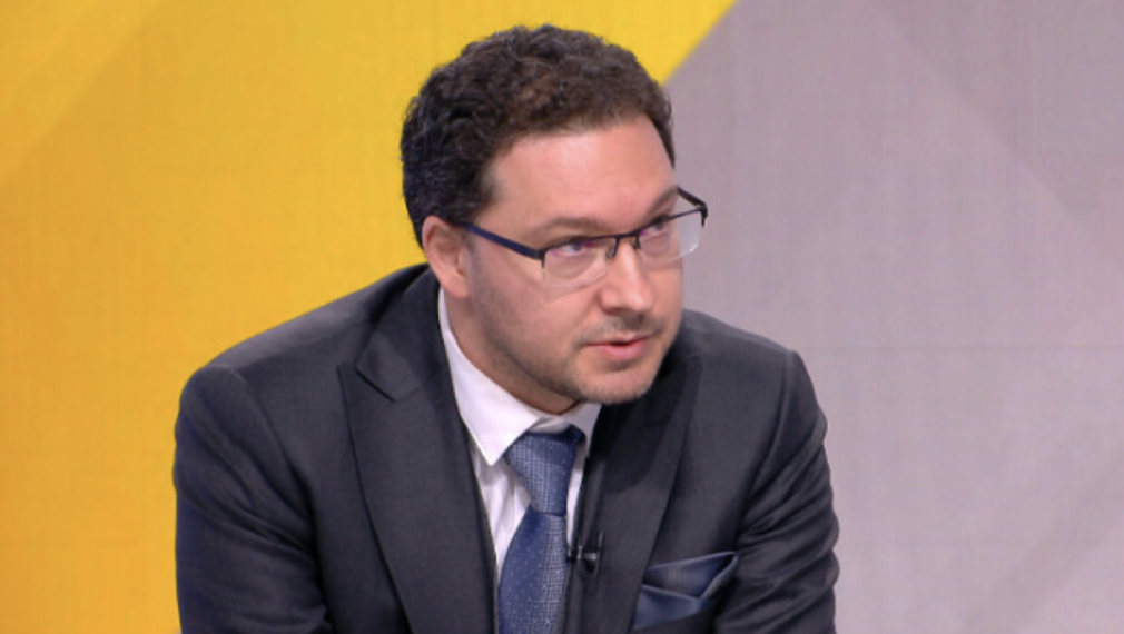 Даниел Митов: Понеже Кирил Петков е българин отскоро, не разбира казуса със Северна Македония