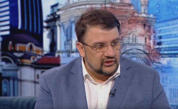 Настимир Ананиев: Не е вярно, че министърът на културата е бил напушен и пиян