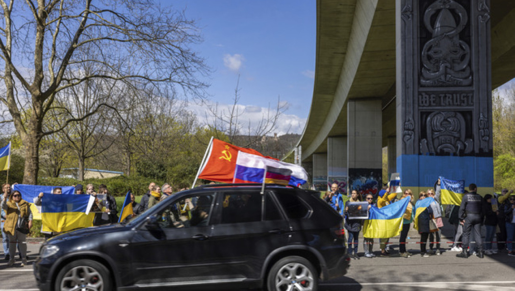 В Германия се състояха протести в подкрепа на Русия и контрапротести в поддръжка на Украйна