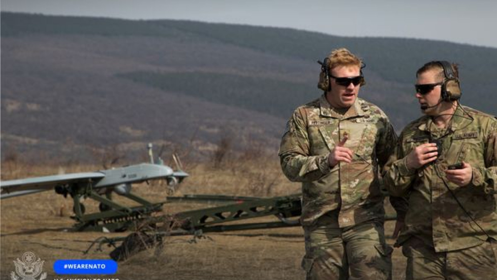 Армиите на САЩ и България тренират с дронове на полигона в Ново село