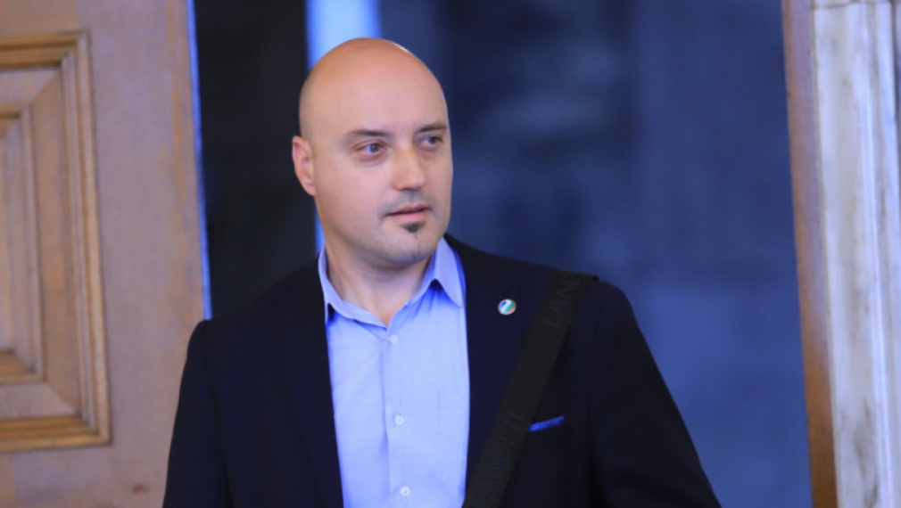 Атанас Славов: Ако НС не гласува за оръжия за Украйна, ДБ ще обсъди участието си в коалицията