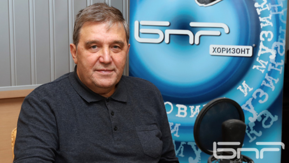 Димитър Луджев: Истерията за въоръжаване на Украйна разрушава системата за сигурност