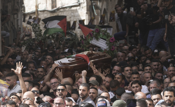 Погребаха в Ерусалим убитата журналистка от "Ал Джазира"