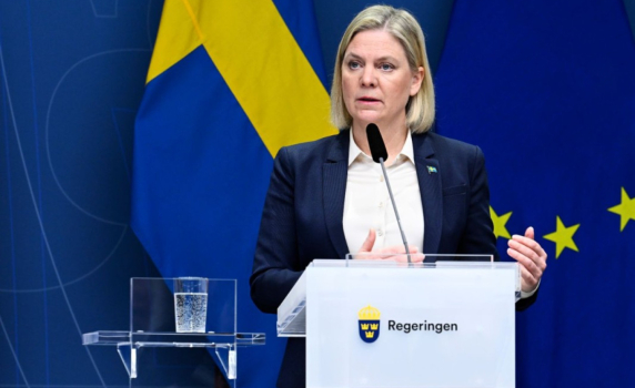 Шведското правителство взе официално решение страната да кандидатства за членство в НАТО