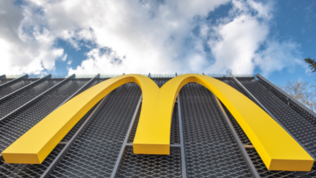 McDonald's продава окончателно бизнеса си в Русия и се изтегля от страната