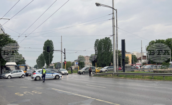 Протестиращи от транспортните синдикати блокираха ключови кръстовища в София