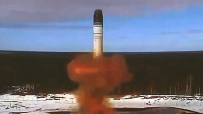 Русия въвежда на въоръжение 50 нови междуконтинентални ракети