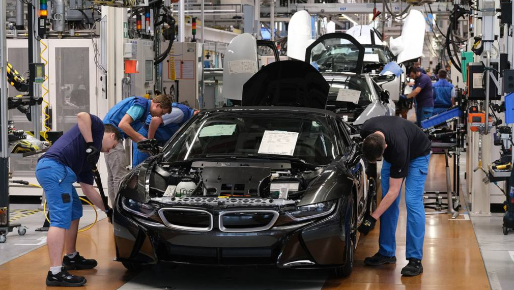 BMW предупреди за спиране на производството, ако доставките на газ от Русия бъдат прекратени