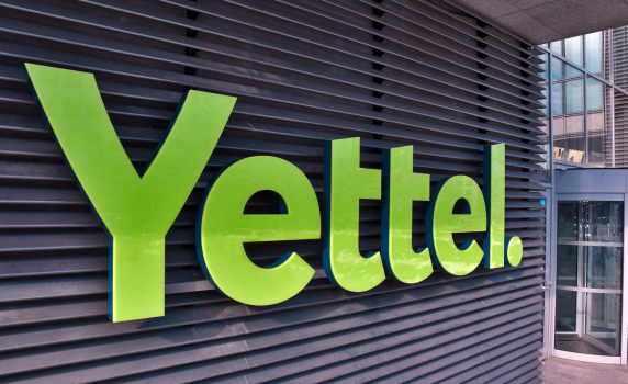 Yettel предлага специални комбинации от лаптопи, интернет план и Microsoft 365 офис услуги за бизнеса