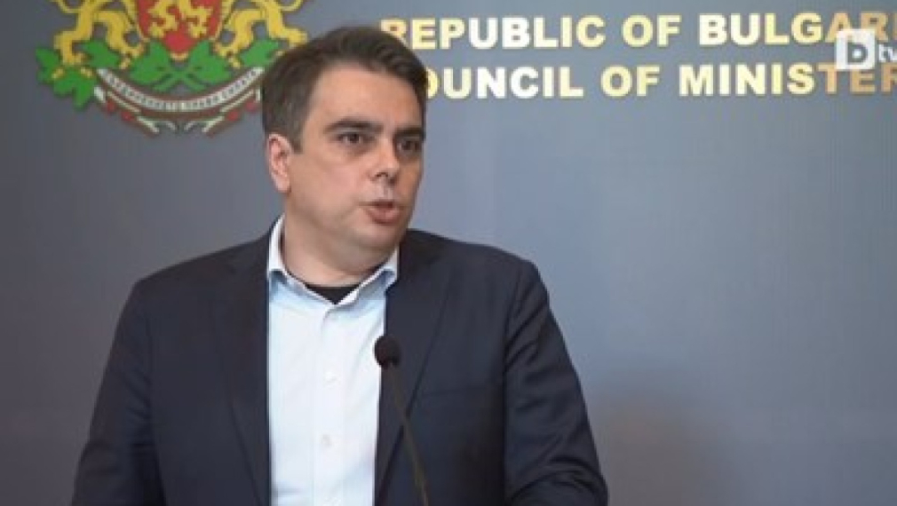 Асен Василев: Не съм чел българския "Магнитски", който излезе в медиите (видео)