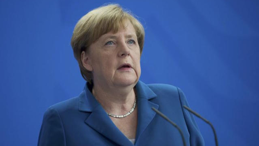 Меркел нарече руската атака срещу Украйна "крещящо нарушение на международното право"