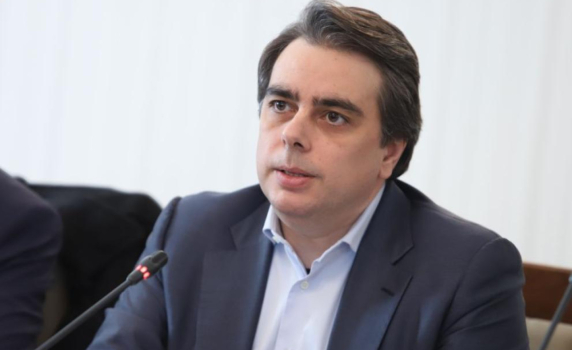 Василев предвижда до 20% увеличение на заплатите в сектор "Отбрана", МВР и МС