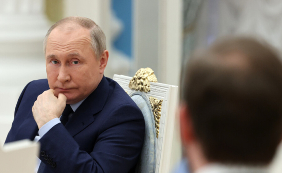 "Гардиън": Русия печели икономическата война, рублата е силна, санкциите имат обратен ефект