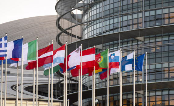 Евродепутати проучват за внасяне на вот на недоверие срещу Европейската комисия