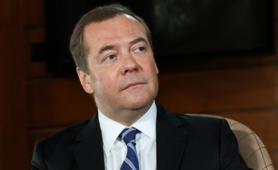 Медведев: Искат смъртта на Русия, ненавиждам ги, те са копелета и мръсници
