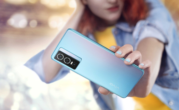 Смартфоните Vivo вече официално са на българския пазар