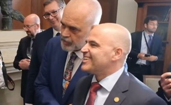 Еди Рама представил Ковачевски като премиер на „бъдеща Западна България“ (видео)