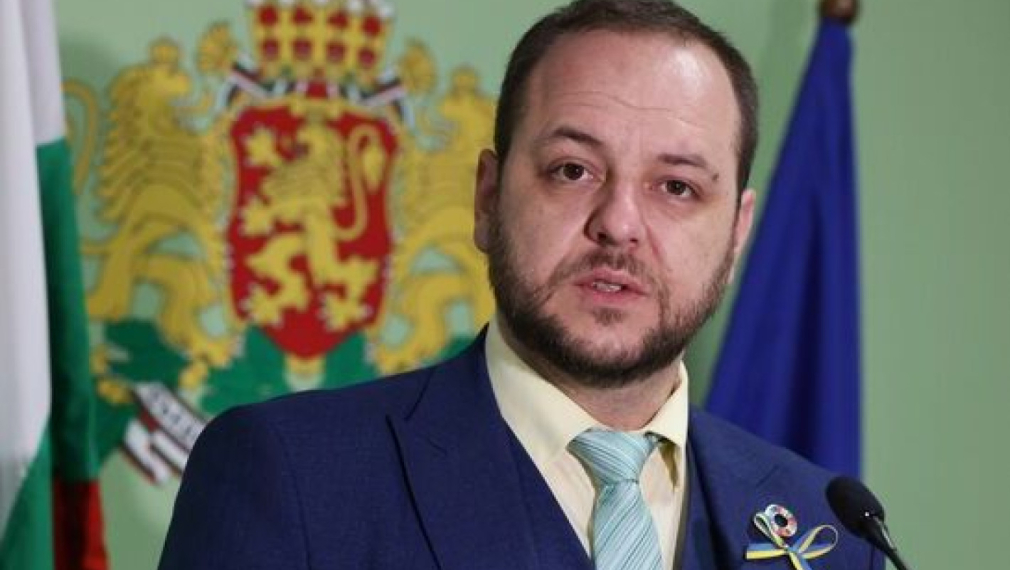 Сандов: Бащата на Кирил Петков е изразил гражданска позиция за АМ "Струма", няма шуробаджанащина
