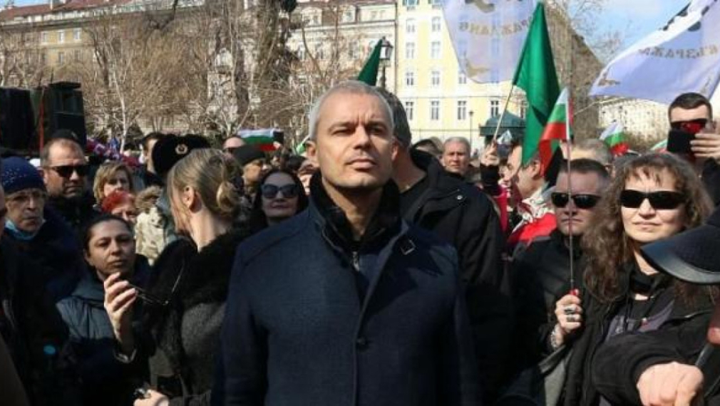 Костадин Костадинов: Във вторник на протест срещу националните предатели от ПП, ДБ и БСП