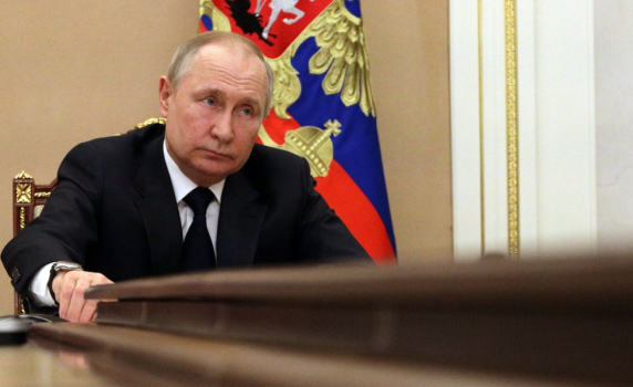 "Франс прес": Отблъскващи, зловещи и недоказуеми слухове за здравето на Путин