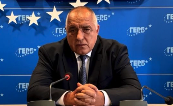Борисов призова Петков да внесе Френското предложение в НС