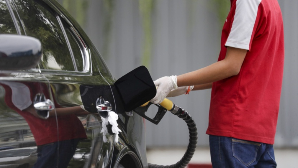 ЕС спира продажбите на бензинови и дизелови автомобили до 2035 г.