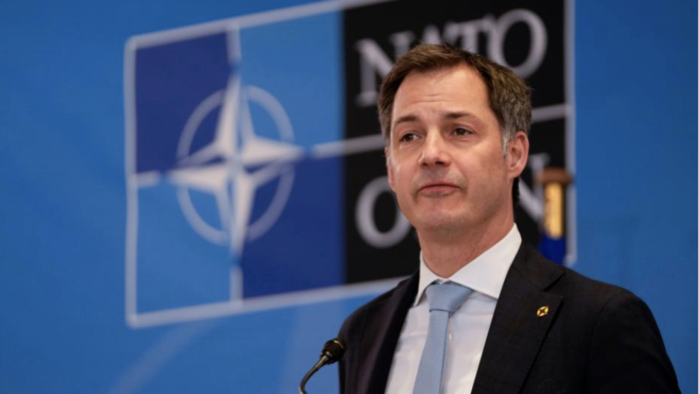 Белгийският премиер: НАТО каза на Зеленски, че конфликтът трябва да бъде решен само на бойното поле