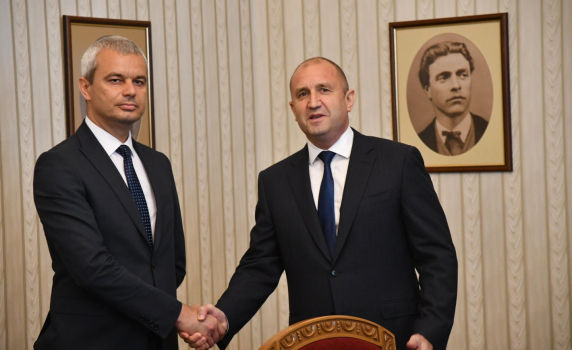 Костадин Костадинов е внесъл в президентството искане за спешен КСНС