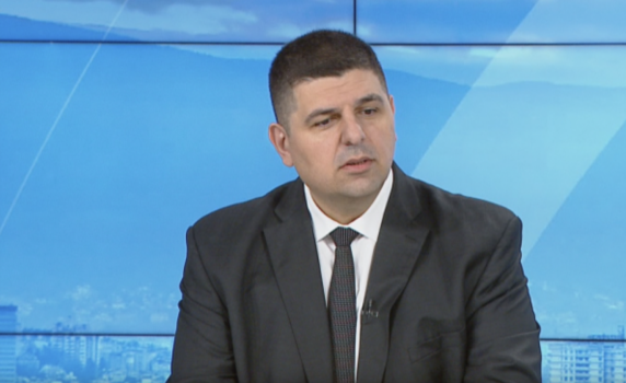 Иво Мирчев: Чужди сили са стигнали до върховете на държавата, не визирам президента