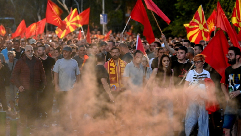 Владимир Перев, Скопие: Нацията е стъписана, протестите ескалираха