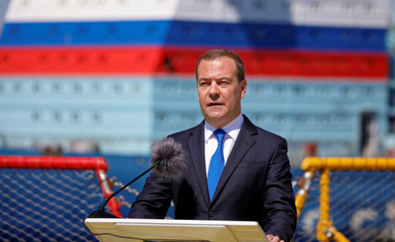 Медведев: Да се накаже страната с най-големия ядрен арсенал създава заплаха за човечеството