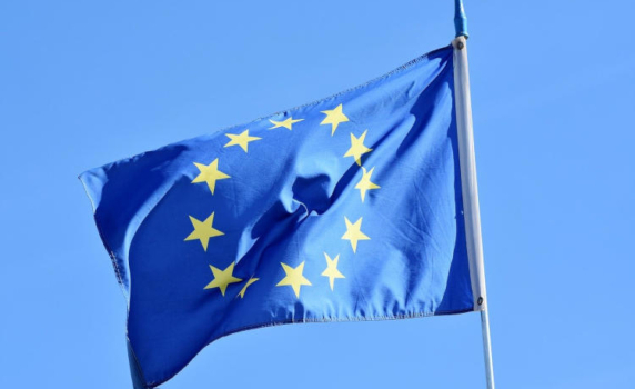 Европейският съюз въвежда нови правила за големите технологични компании