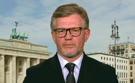 "Шпигел" за украинския посланик в Германия: Грешният човек на грешното място