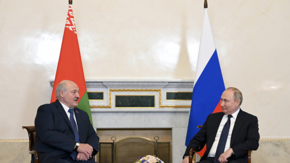 Лукашенко обсъдил с Путин планове за атака на Запада срещу Русия