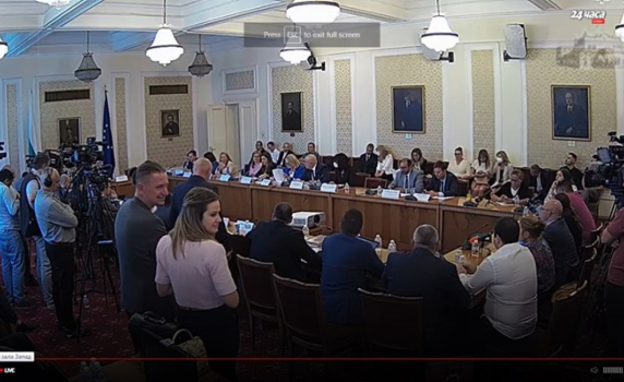 Изслушват Иван Гешев в правната комисия на НС (на живо)