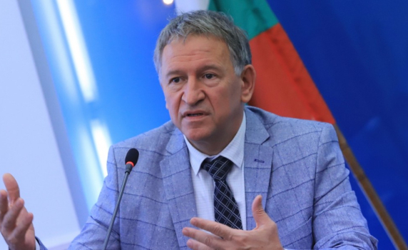 Антикорупционната комисия: Стойчо Кацаров е бил в конфликт на интереси