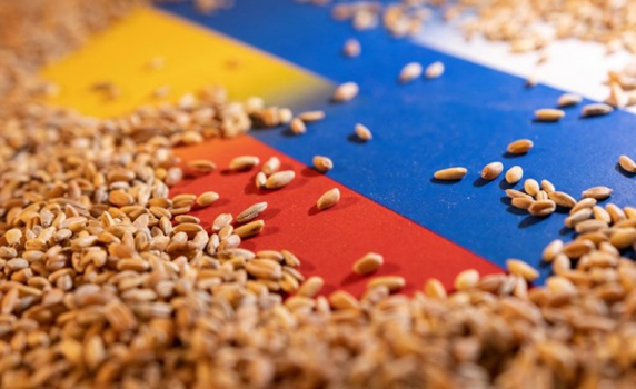 Украйна и Русия подписаха жизненоважна сделка за износ на зърно