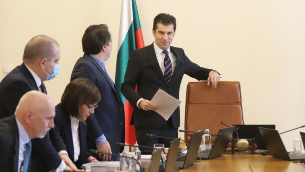 Правителството закри консулството ни в Екатеринбург