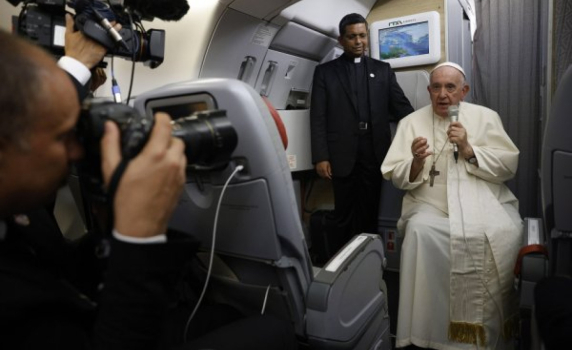Папата критикува "традиционалистите" в Църквата: Те просто се връщат назад, това е грях