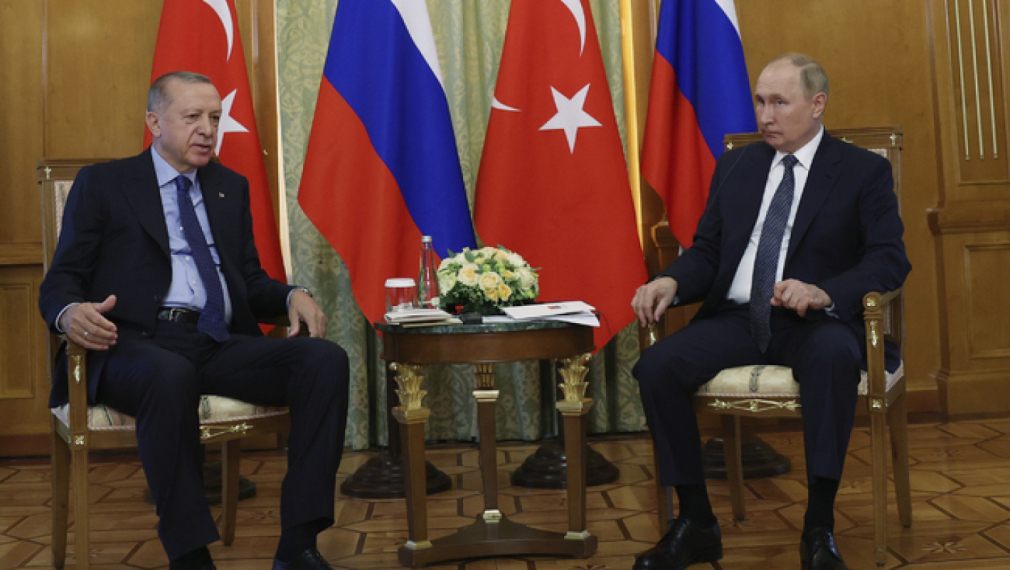 Путин демонстрира близост с Ердоган по символичен начин