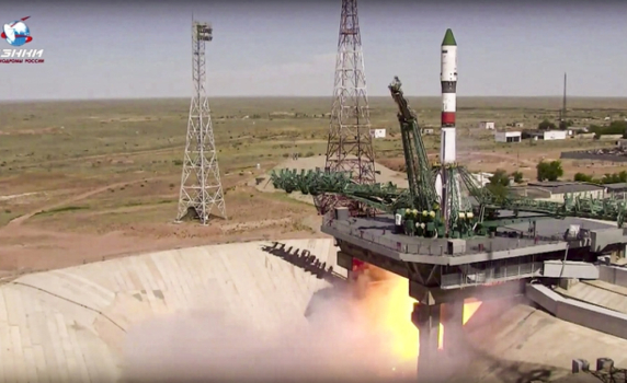 Русия изведе в орбита сателит на Иран