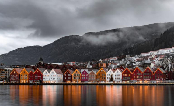 "Файненшъл таймс": Неочаквана криза застига енергийно богатата Норвегия