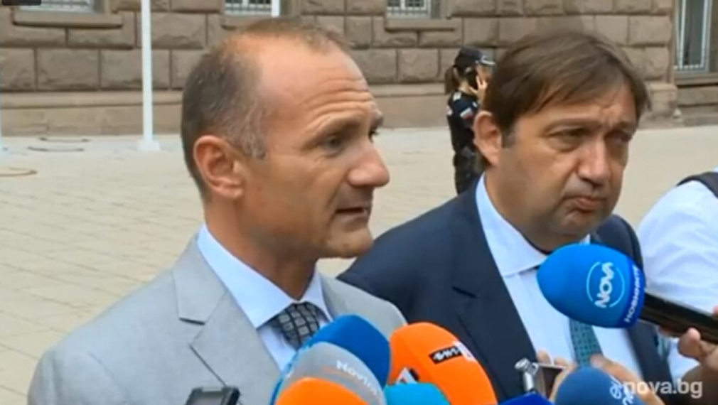 Енергийният министър: На 1 октомври по интерконектора ще потече газ, хората да кажат за преговори с „Газпром“