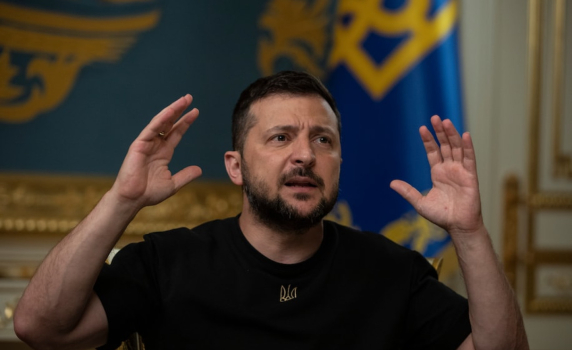 "Вашингтон пост": Зеленски е изправен пред вълна от критики в Украйна, че не е предупредил за войната