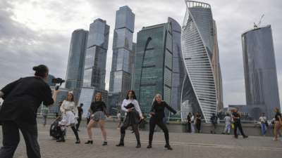 Повече от половината руснаци участвали в проучване на Общоруския център