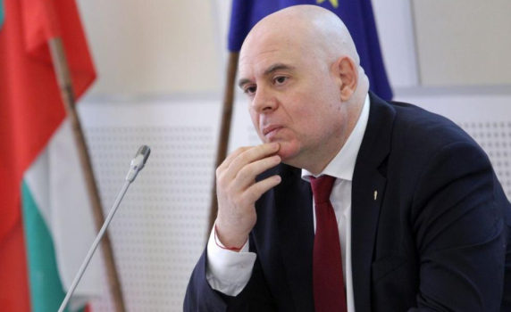 Иван Гешев: Не е честно хората, които плащат данъци, да търпят случващото се с престъпността