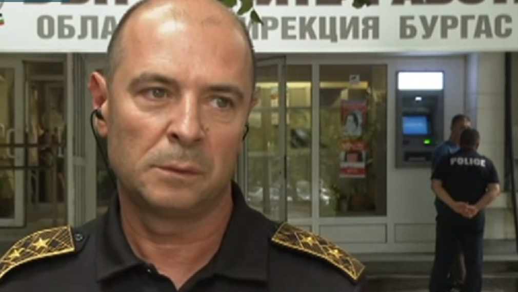 Шефът на МВР - Бургас: Полицаите, загинали при катастрофата с автобус, са действали правилно