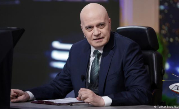 Слави Трифонов поиска референдум за президентска република