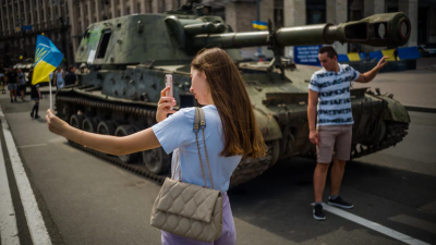 В Киев бе проведен парад на унищожена руска военна техника
